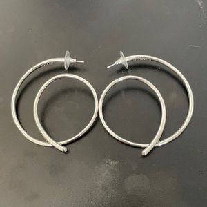 Kendra Scott hoop earrings